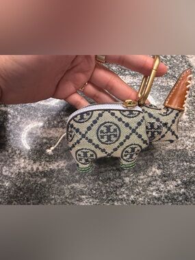 Tory Burch Beige Navy Green Elephant Keychain Pouch